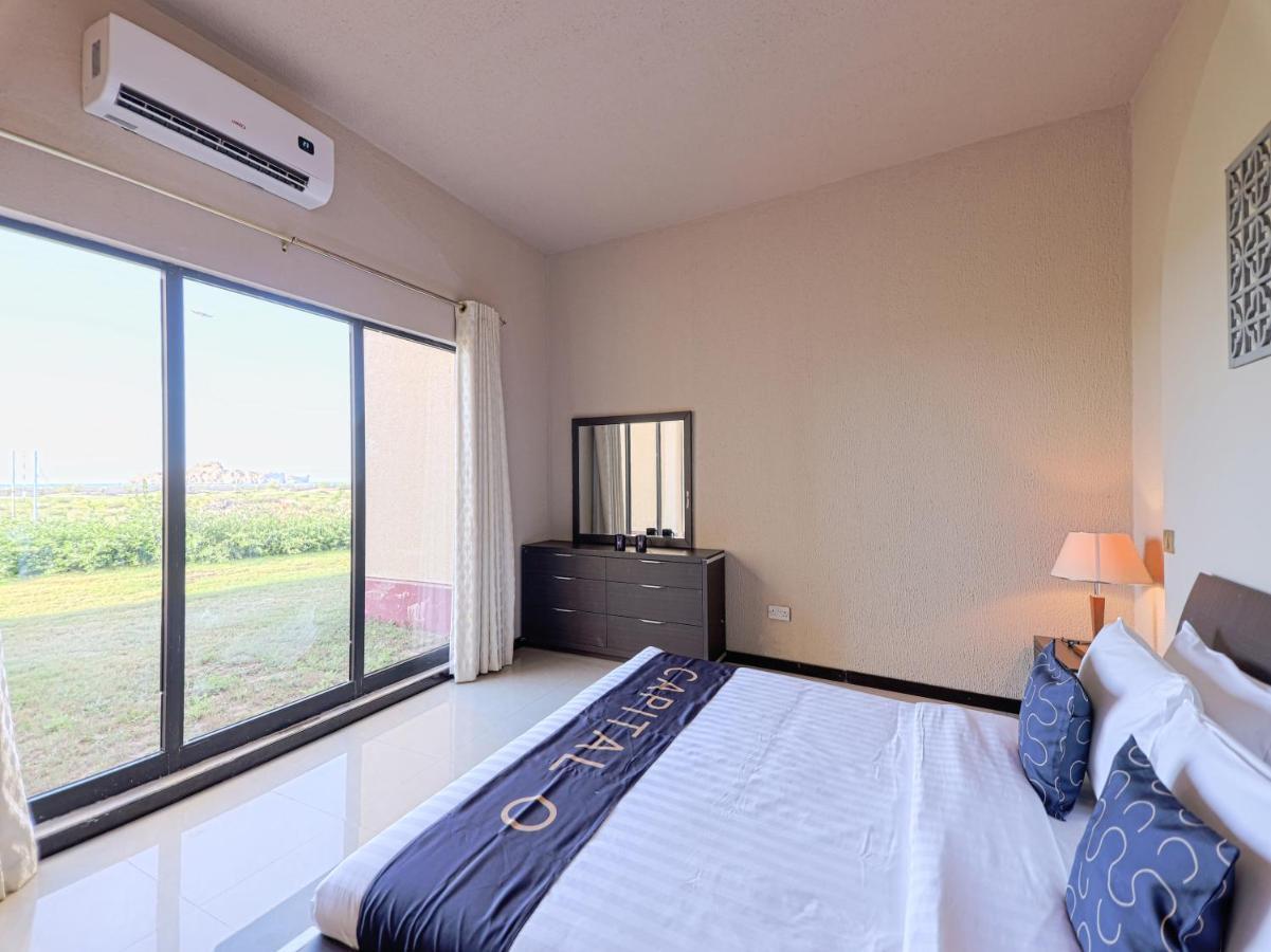 Capital O133 Al Sawadi Beach Resort & Spa Barka Bagian luar foto