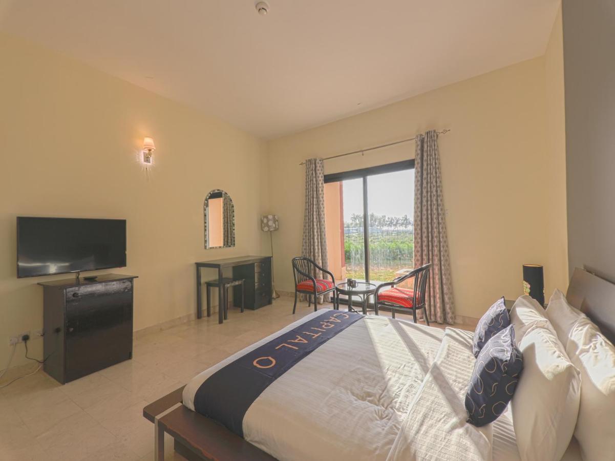 Capital O133 Al Sawadi Beach Resort & Spa Barka Bagian luar foto